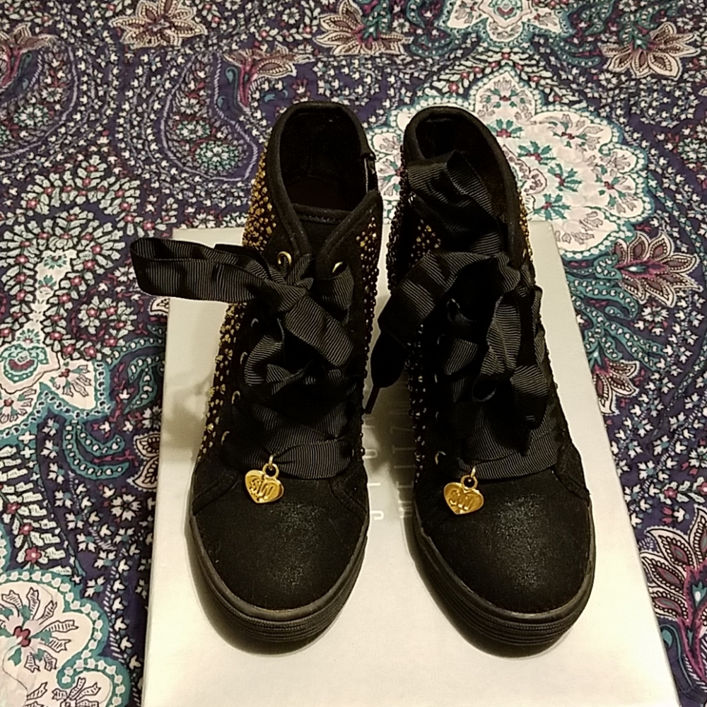 GIRL'S WEDGE SNEAKERS...SIZE 13...PRICE FIRM